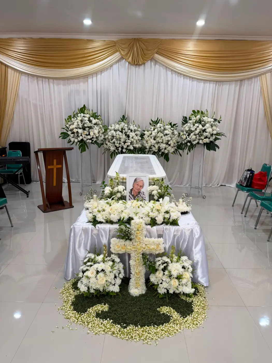 Ruang persemayaman Rumah Duka Setia Kasih